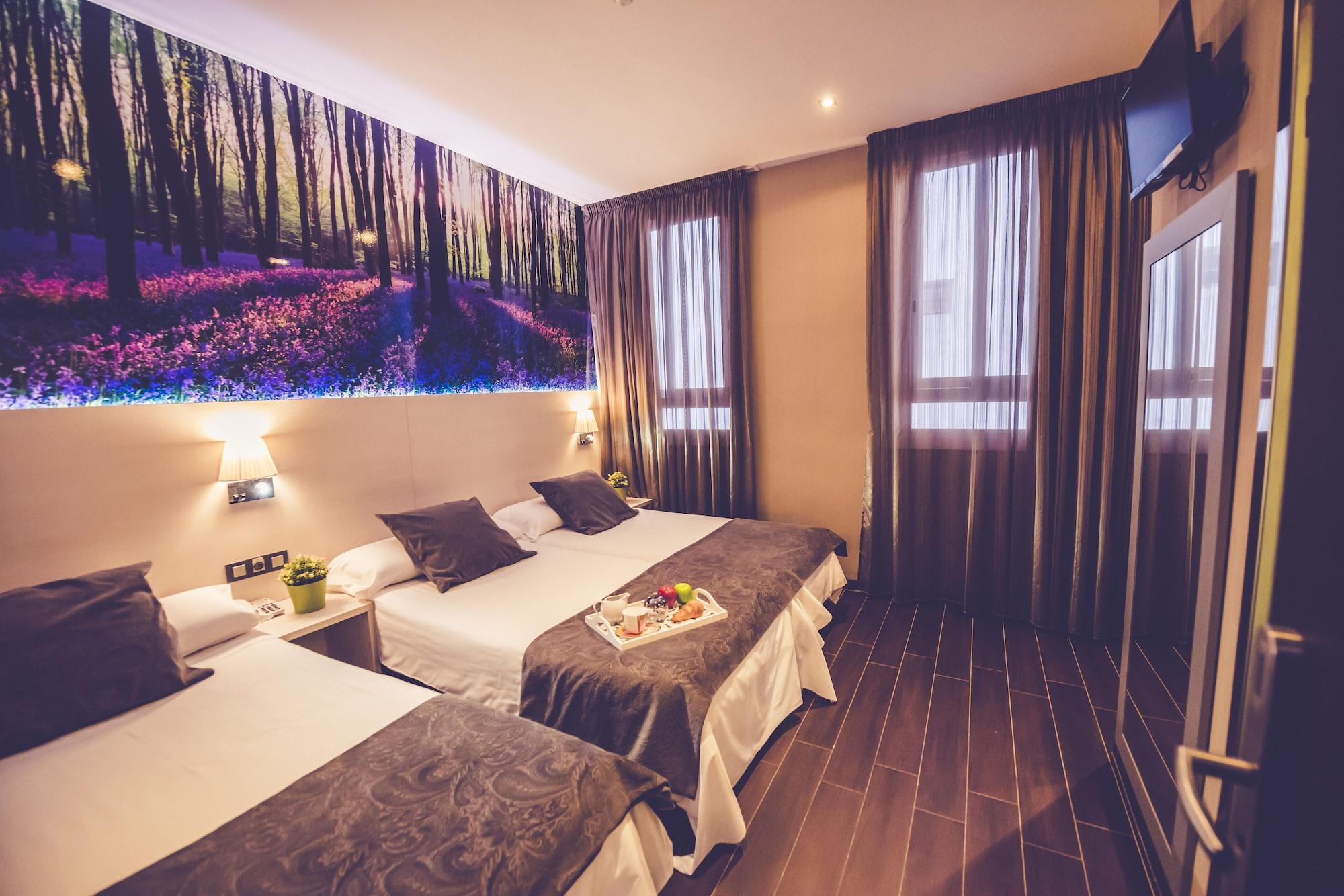 Prado Hotel 2*